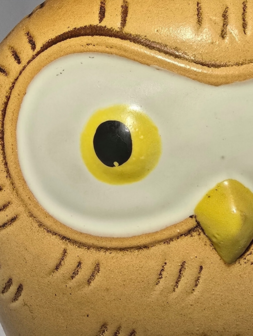 Vintage 70's MCM Owl Ceramic Coin Bank Figurine With Stopper 3.5" - Picture 9 of 12